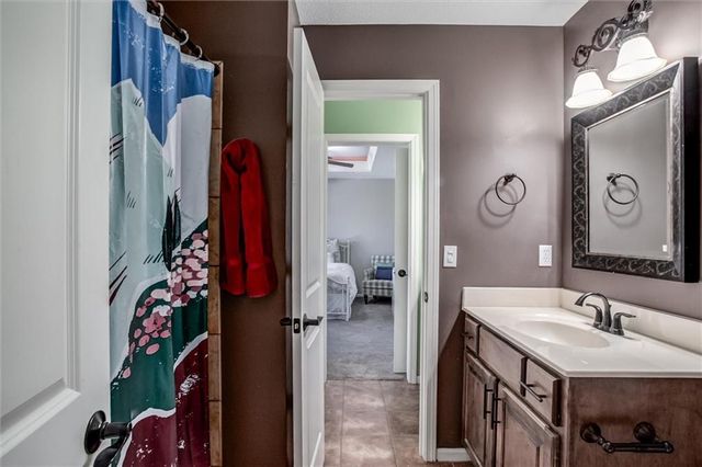 8005 Belford Street, Shawnee, KS 66218