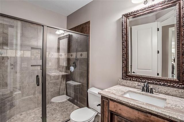 8005 Belford Street, Shawnee, KS 66218