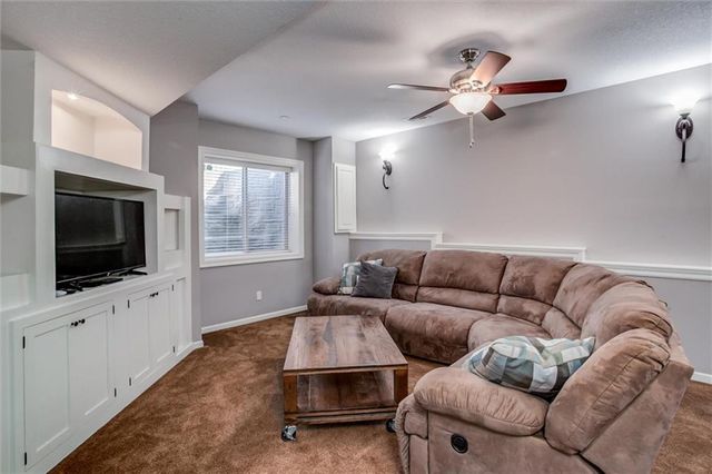 8005 Belford Street, Shawnee, KS 66218