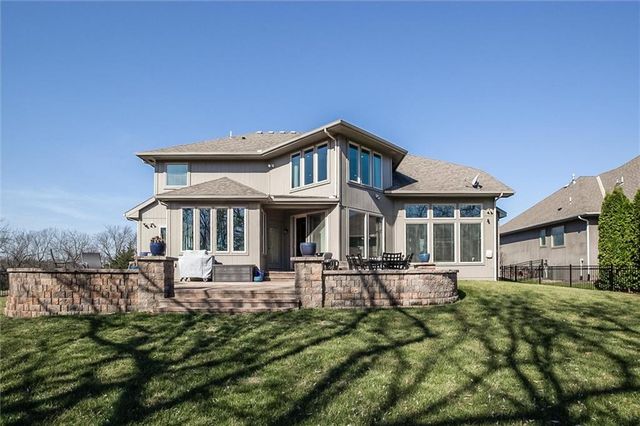 8005 Belford Street, Shawnee, KS 66218