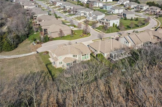 8005 Belford Street, Shawnee, KS 66218