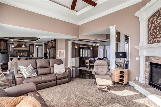 8005 Belford Street, Shawnee, KS 66218