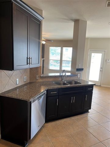 8855 Distant Woods Drive, Houston, TX 77095