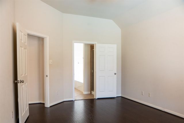 8855 Distant Woods Drive, Houston, TX 77095