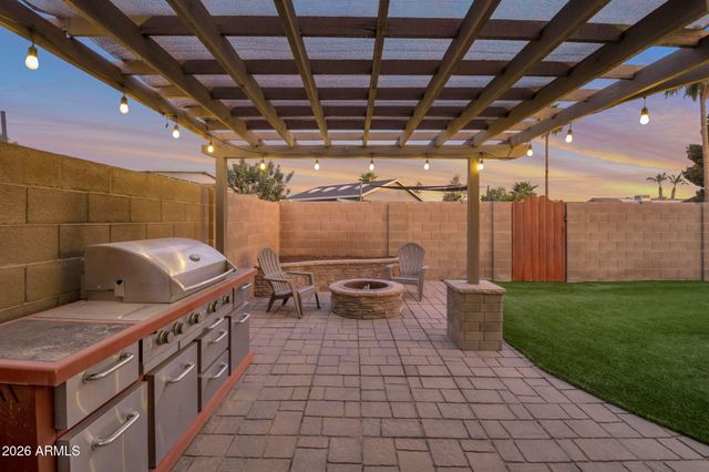 1705 W EL ALBA Way, Chandler, AZ 85224