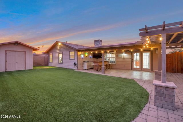 1705 W EL ALBA Way, Chandler, AZ 85224