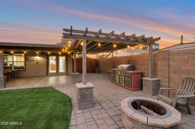 1705 W EL ALBA Way, Chandler, AZ 85224