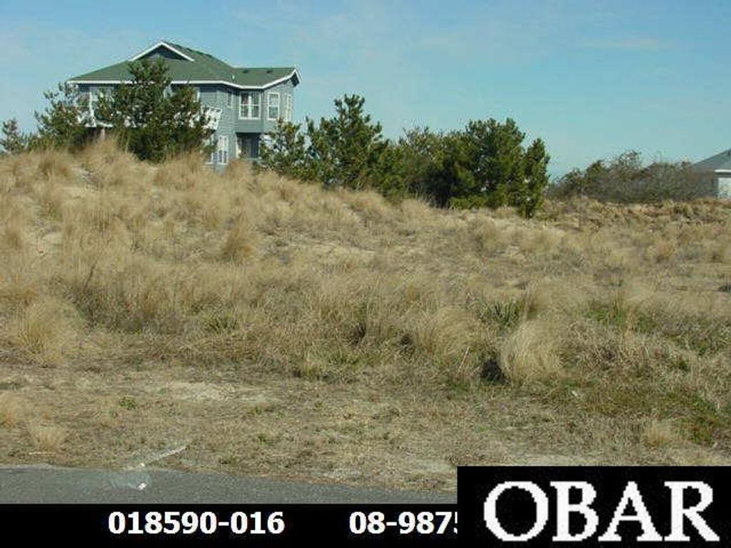 Image 3 of property listing at 3605 Meeting Twain, Kitty Hawk, NC 27949