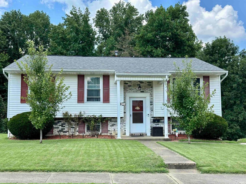 5716 Berry Lane, Evansville, IN 47710