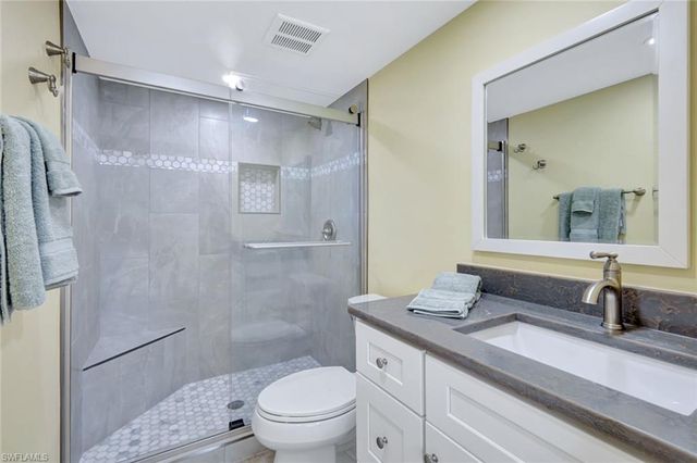 1610 Middle Gulf DR # B3, Sanibel, FL 33957