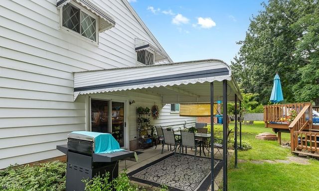 28520 Spruce Drive, North Olmsted, OH 44070
