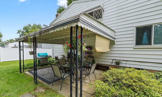 28520 Spruce Drive, North Olmsted, OH 44070