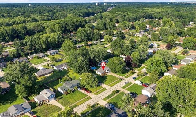 28520 Spruce Drive, North Olmsted, OH 44070