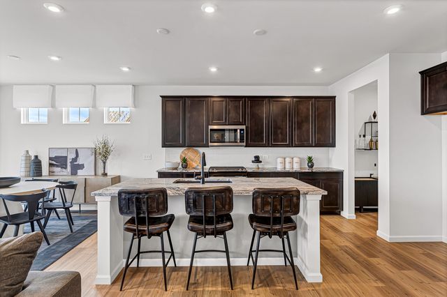 12710 S Harry Circle, Plainfield, IL 60585