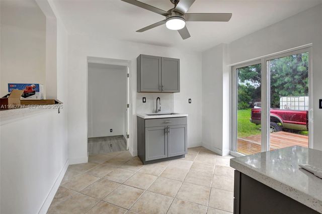 4381 SW 51st Street, Dania Beach, FL 33314