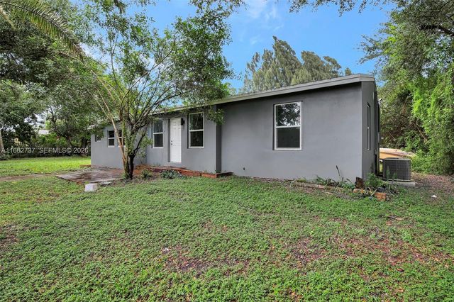 4381 SW 51st Street, Dania Beach, FL 33314