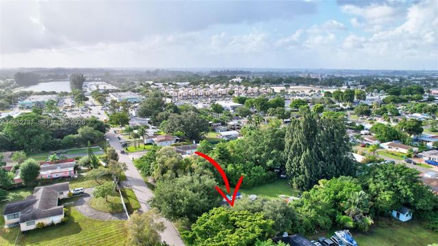 4381 SW 51st Street, Dania Beach, FL 33314