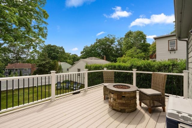 110 Dale St -, Waltham, MA 02451