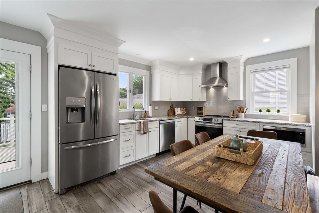 110 Dale St -, Waltham, MA 02451