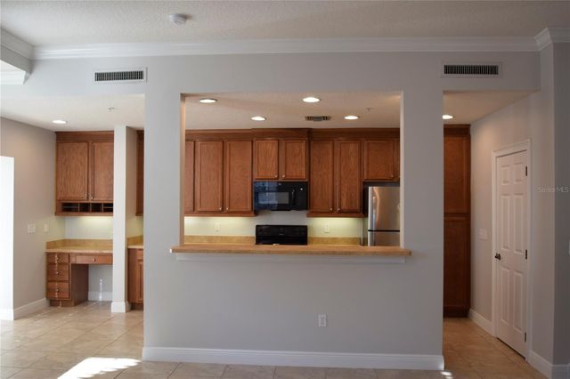1352 LAKE BALDWIN LANE A, Orlando, FL 32814