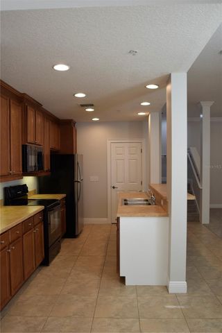 1352 LAKE BALDWIN LANE A, Orlando, FL 32814