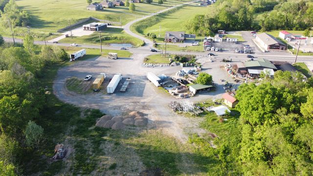 113 McMurry Blvd, W, Hartsville, TN 37074