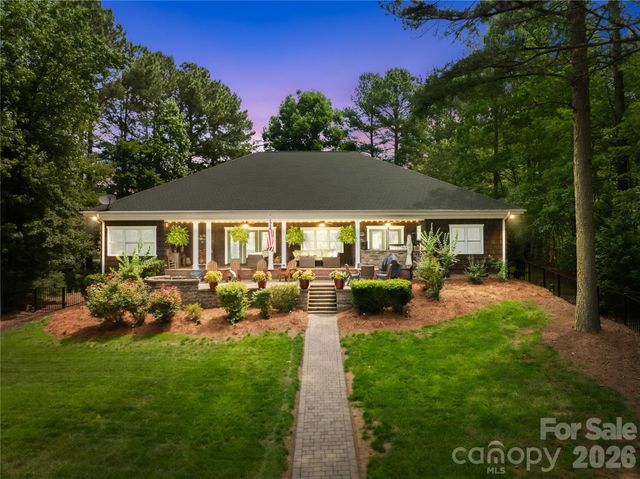 1483 Baltusrol Drive, Denver, NC 28037