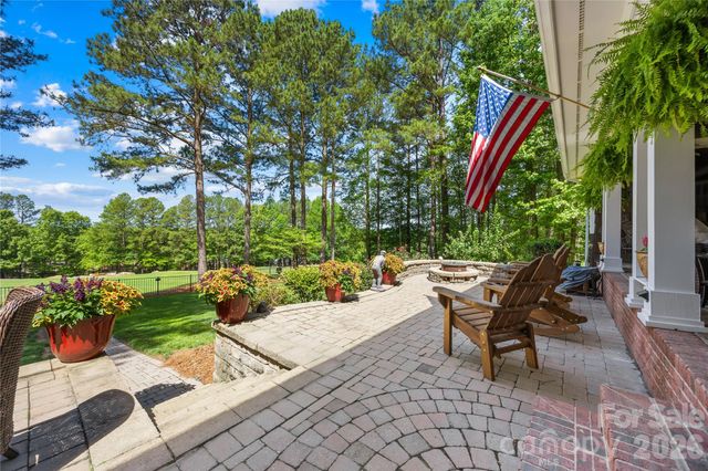 1483 Baltusrol Drive, Denver, NC 28037