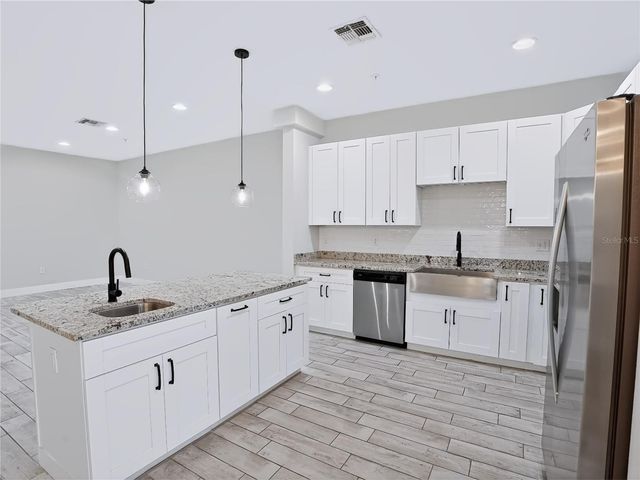 2233 E KALEY AVENUE 6, Orlando, FL 32806