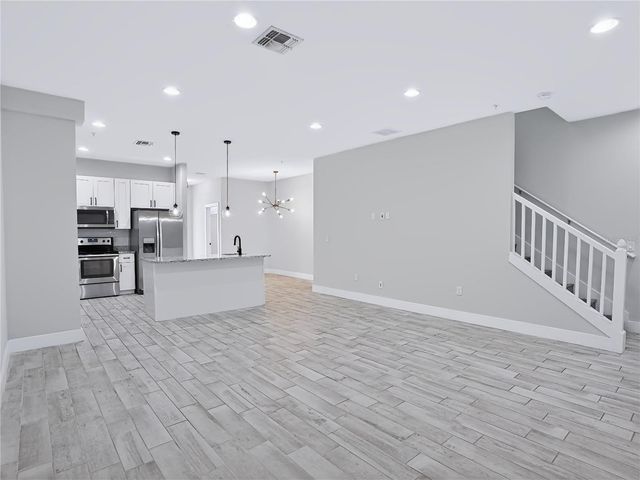 2233 E KALEY AVENUE 6, Orlando, FL 32806