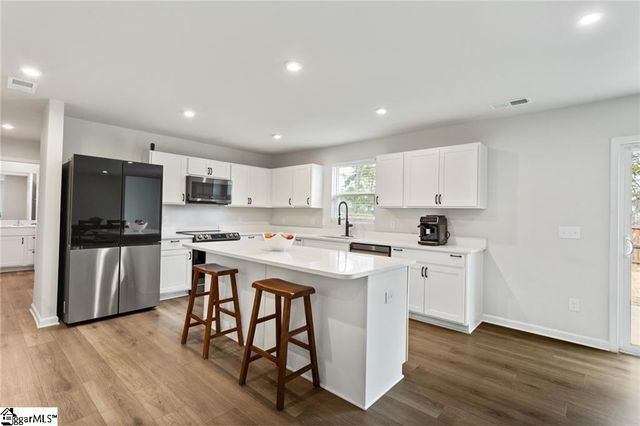 625 Batchomble Lane, Greenville, SC 29605