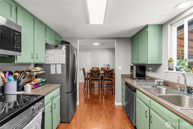 19320 Crescent Drive E, Spanaway, WA 98387