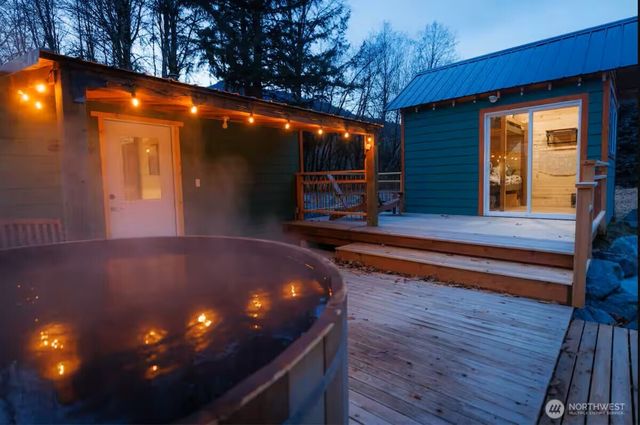 128 Kauer Road, Randle, WA 98377