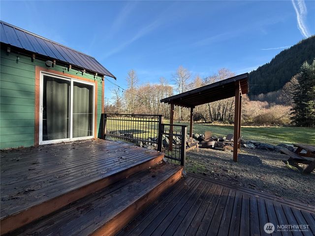 128 Kauer Road, Randle, WA 98377