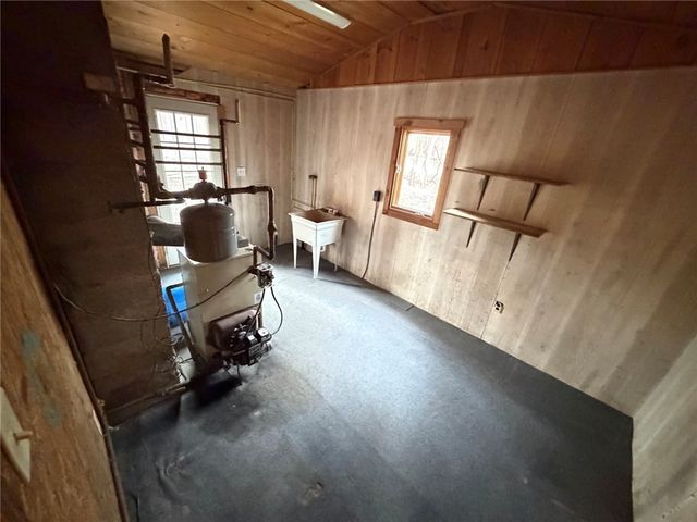 189 Seal Rd, Somerset Twp, PA 15330