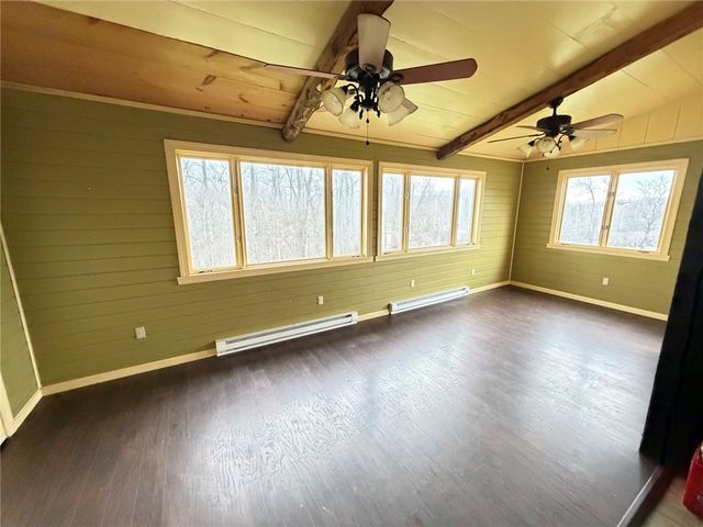 189 Seal Rd, Somerset Twp, PA 15330