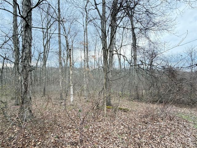 189 Seal Rd, Somerset Twp, PA 15330