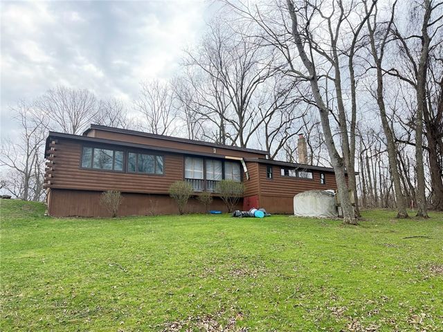189 Seal Rd, Somerset Twp, PA 15330