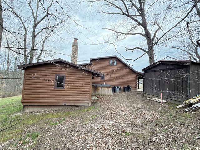 189 Seal Rd, Somerset Twp, PA 15330