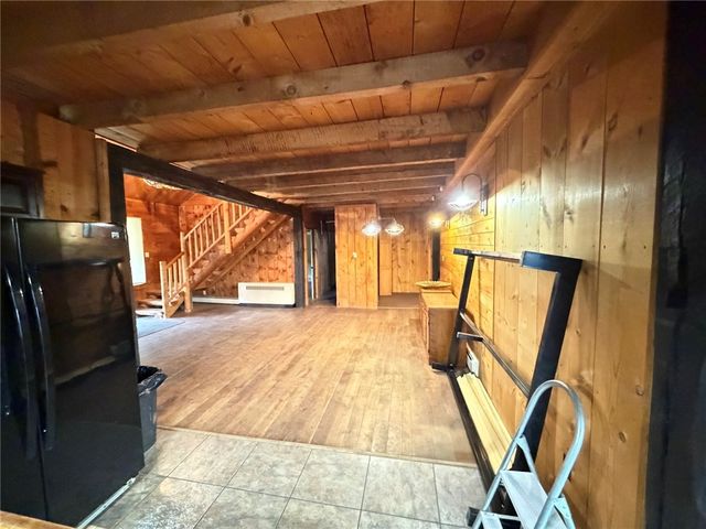 189 Seal Rd, Somerset Twp, PA 15330