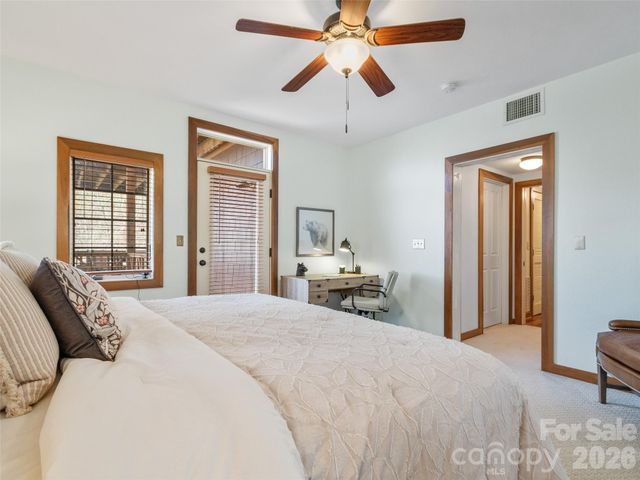 222 Creekside Way D201, Burnsville, NC 28714