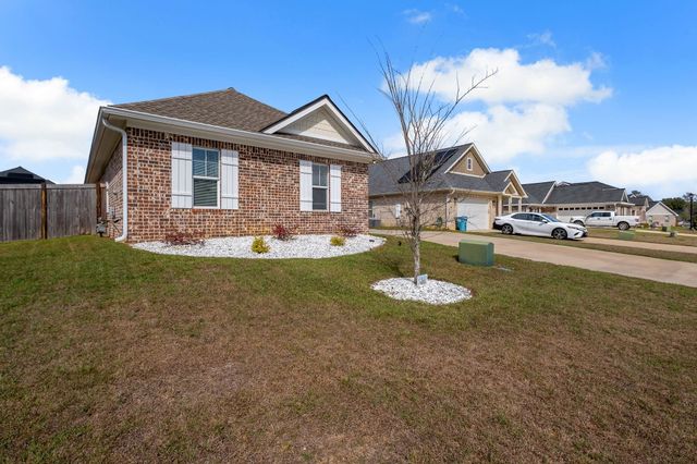 4452 Summerfield Drive, Tallahassee, FL 32303