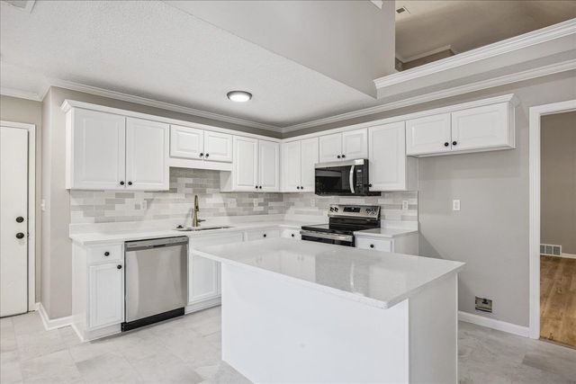 4063 BORDEAUX CREEK CV, Memphis, TN 38125