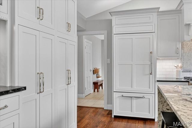 401 Steeplechase Lane, Frontenac, MO 63131