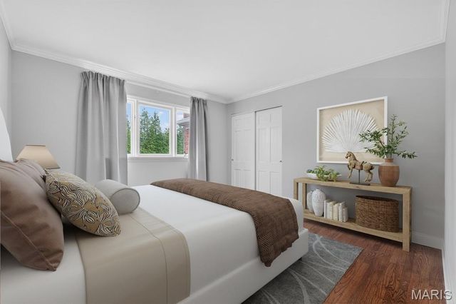 401 Steeplechase Lane, Frontenac, MO 63131