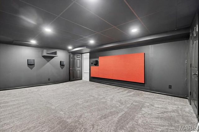 401 Steeplechase Lane, Frontenac, MO 63131