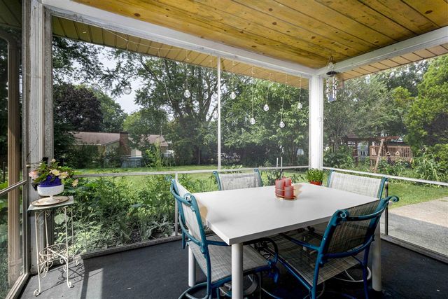 4545 Bonnie Avenue, Kentwood, MI 49508