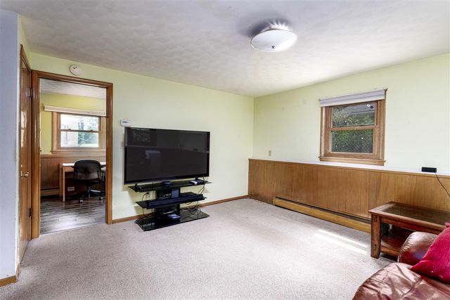 4545 Bonnie Avenue, Kentwood, MI 49508
