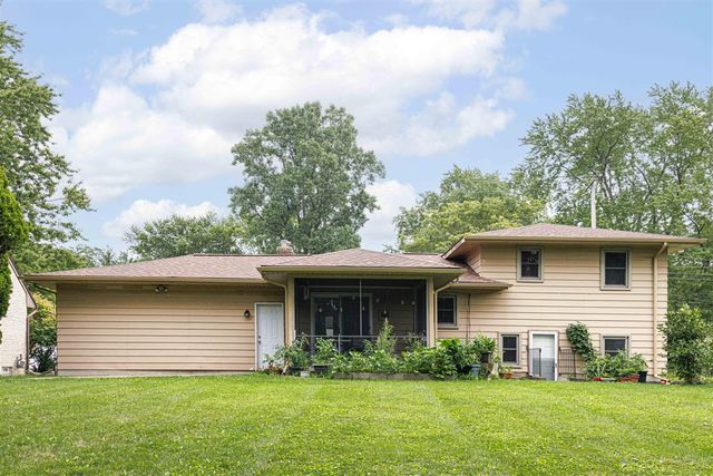 4545 Bonnie Avenue, Kentwood, MI 49508
