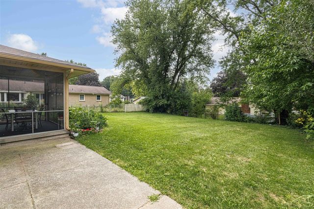 4545 Bonnie Avenue, Kentwood, MI 49508